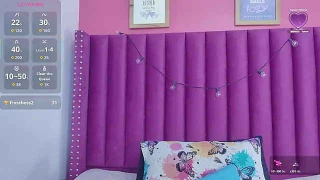 kinkyhousewifee online show from December 5, 2:54 am