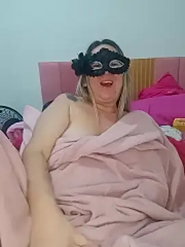 titiasexy online show from June 7, 3:23 am