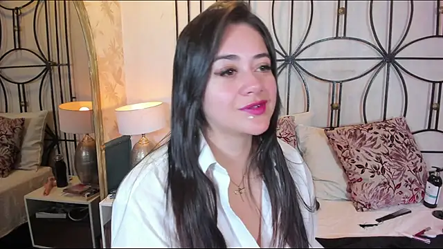 Snapshot of nahomi_sweett chatting on October 7, 11:22 am nahomi sweett online show from October 7, 11:22 am