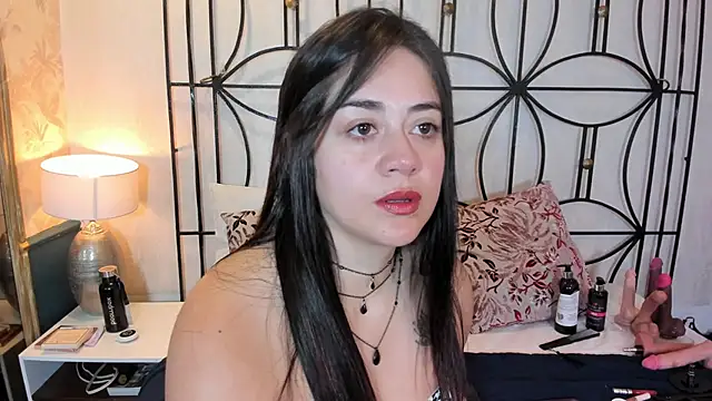 Snapshot of nahomi_sweett chatting on September 22, 10:54 am nahomi sweett online show from September 22, 10:54 am