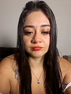 nahomi sweett online show from March 14, 10:21 am