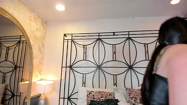 Snapshot of nahomi_sweett chatting on September 21, 8:08 am nahomi sweett online show from September 21, 8:08 am