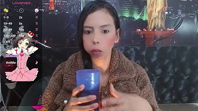 Snapshot of Catalella_Ar chatting on May 9, 3:21 am Catalella Ar online show from May 9, 3:21 am