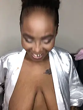 Nicole Liam  online show from December 18, 1:22 am