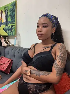 Nicole Liam  online show from December 16, 5:00 am