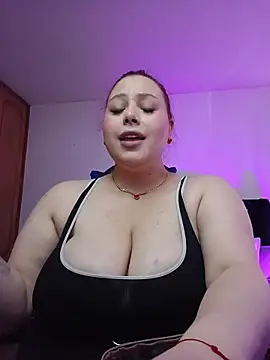 Snapshot of Blair_Elliss chatting on May 20, 3:31 pm Blair Elliss online show from May 20, 3:31 pm
