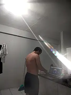 Snapshot of GermanxMD chatting on January 6, 12:14 am GermanxMD online show from January 6, 12:14 am