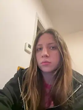 Snapshot of Sashabunny chatting on December 15, 7:52 pm Sashabunny online show from December 15, 7:52 pm