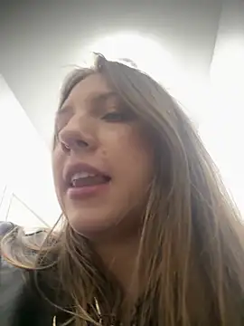 Snapshot of Sashabunny chatting on October 29, 7:57 pm Sashabunny online show from October 29, 7:57 pm