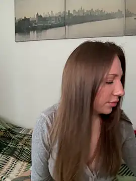 Snapshot of Sashabunny chatting on May 10, 1:46 pm Sashabunny online show from May 10, 1:46 pm