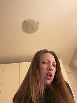 Snapshot of Sashabunny chatting on November 29, 10:21 pm Sashabunny online show from November 29, 10:21 pm