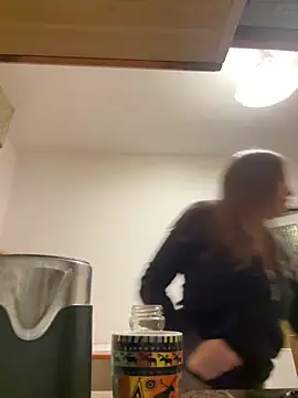 Snapshot of Sashabunny chatting on December 16, 8:02 pm Sashabunny online show from December 16, 8:02 pm