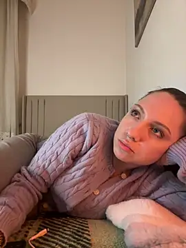 Sashabunny online show from March 7, 7:30 pm