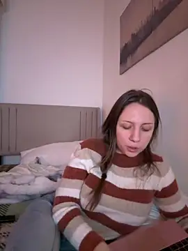Snapshot of Sashabunny chatting on May 12, 9:10 pm Sashabunny online show from May 12, 9:10 pm