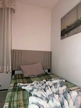 Sashabunny online show from April 18, 8:20 pm