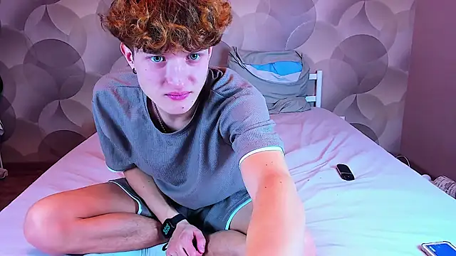 Snapshot of Ian_Flor chatting on December 3, 5:56 pm Ian Flor online show from December 3, 5:56 pm