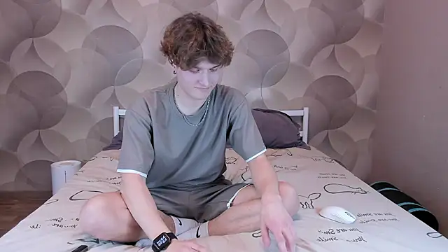 Snapshot of Ian_Flor chatting on February 12, 3:23 pm Ian Flor online show from February 12, 3:23 pm