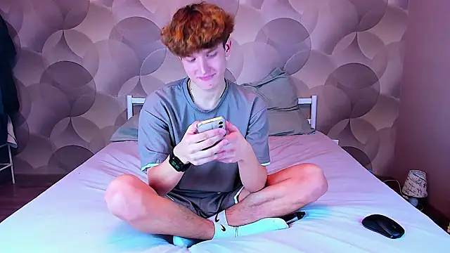 Snapshot of Ian_Flor chatting on December 2, 11:45 am Ian Flor online show from December 2, 11:45 am