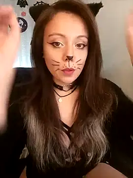 Snapshot of Kimiechanuwu chatting on October 21, 4:28 pm Kimiechanuwu online show from October 21, 4:28 pm