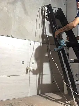 Edanvvv online show from October 28, 12:59 pm