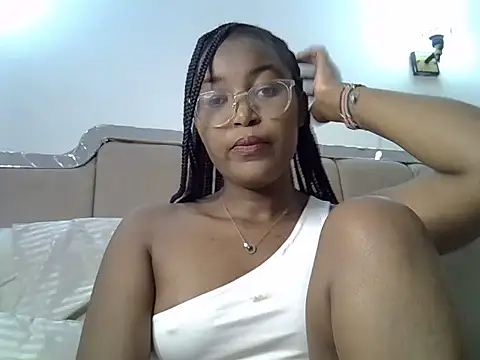 Snapshot of hot_sexy_choco chatting on June 12, 12:58 pm hot sexy choco online show from June 12, 12:58 pm