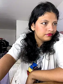 Snapshot of tati__22 chatting on September 17, 5:37 pm tati 22 online show from September 17, 5:37 pm