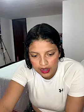 Snapshot of tati__22 chatting on September 27, 6:03 pm tati 22 online show from September 27, 6:03 pm