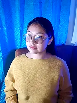 Caroll Luna online show from December 14, 1:38 am