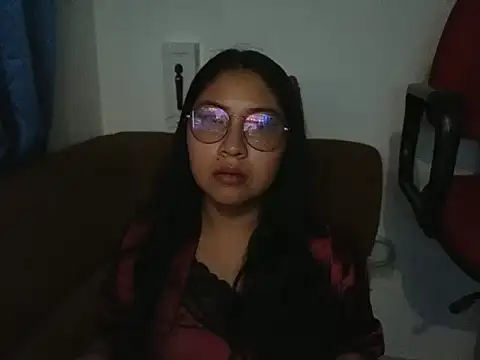 Caroll Luna online show from December 25, 10:50 am
