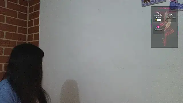 Caroll Luna online show from October 14, 1:50 am
