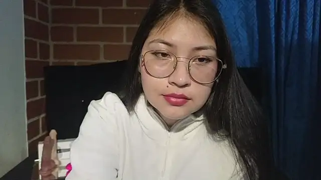Caroll Luna online show from March 22, 11:53 pm