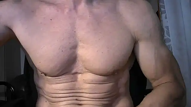 Snapshot of jeans466 chatting on June 12, 2:15 pm jeans466 online show from June 12, 2:15 pm