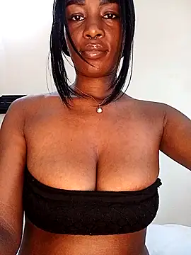 Ayrella02 online show from May 8, 1:04 pm