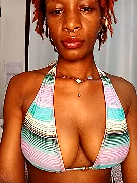 Ayrella02 online show from December 14, 6:35 pm