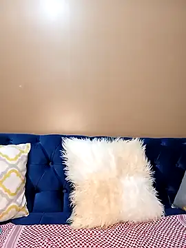 Ayrella02 online show from December 11, 1:37 am