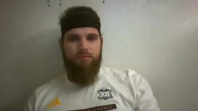 Snapshot of dikdowndaddy chatting on January 2, 7:12 am dikdowndaddy online show from January 2, 7:12 am