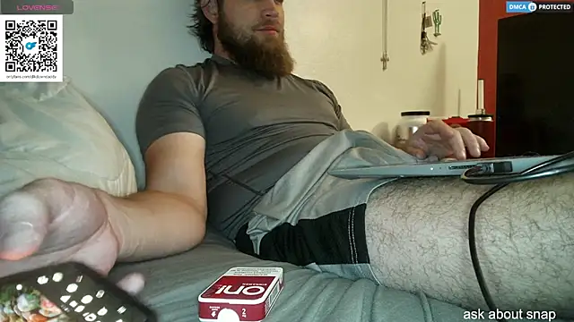 Snapshot of dikdowndaddy chatting on September 20, 7:57 am dikdowndaddy online show from September 20, 7:57 am