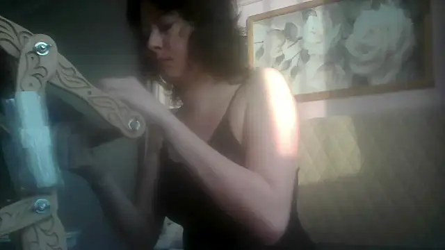 SunElizabeth online show from March 28, 3:18 am