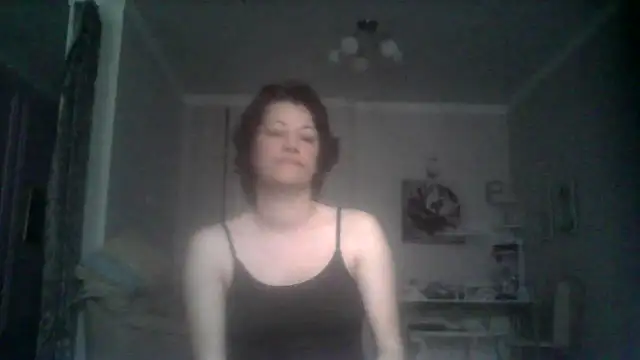 Snapshot of SunElizabeth chatting on June 19, 3:34 am SunElizabeth online show from June 19, 3:34 am