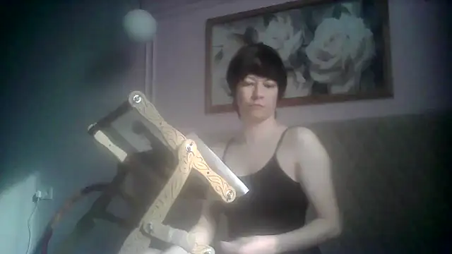 SunElizabeth online show from June 6, 2:50 am