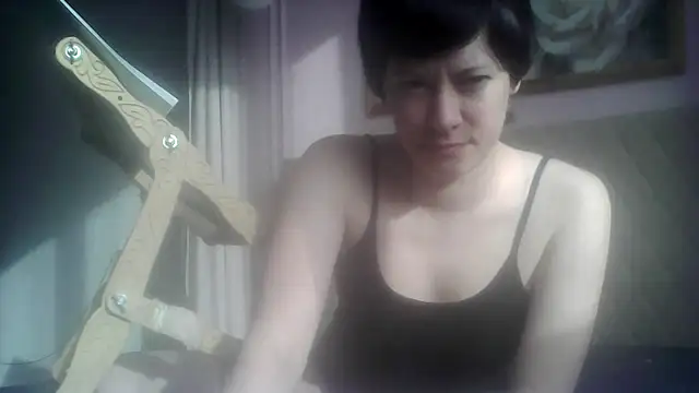 SunElizabeth online show from May 19, 2:51 am