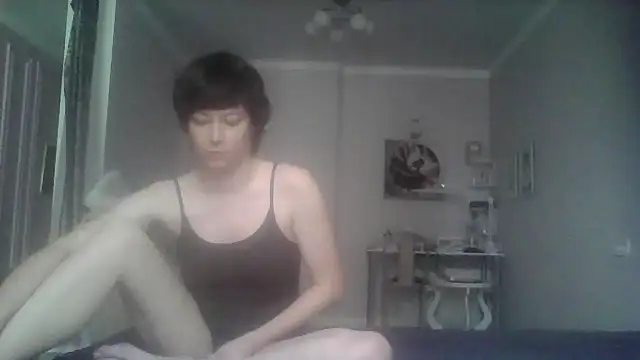 Snapshot of SunElizabeth chatting on June 17, 4:12 am SunElizabeth online show from June 17, 4:12 am