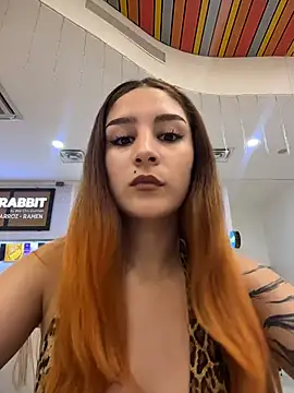 Mon Cherry online show from January 15, 1:31 am