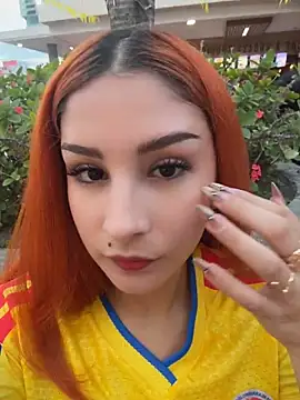 Snapshot of Mon_Cherry chatting on June 27, 11:00 pm Mon Cherry online show from June 27, 11:00 pm
