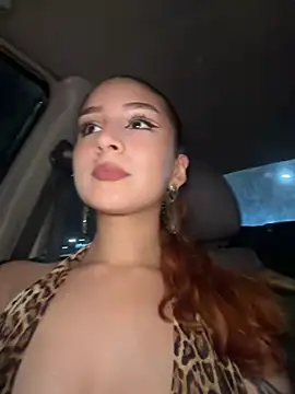 Mon Cherry online show from November 29, 1:39 am