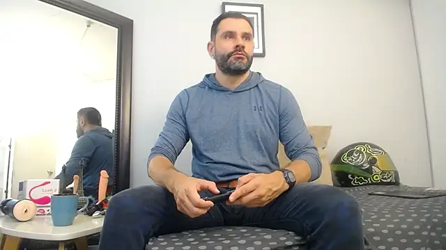 jonasbeards online show from November 21, 3:00 pm