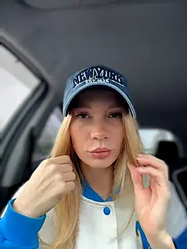 LavenderHot online show from May 22, 1:47 am