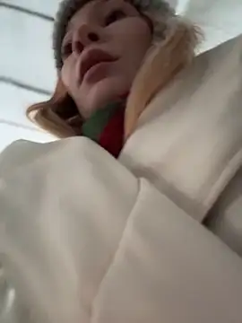 LavenderHot online show from March 7, 1:23 am