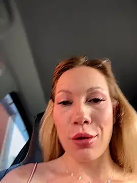 LavenderHot online show from July 3, 2:29 am