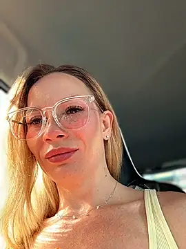 LavenderHot online show from June 28, 2:29 am